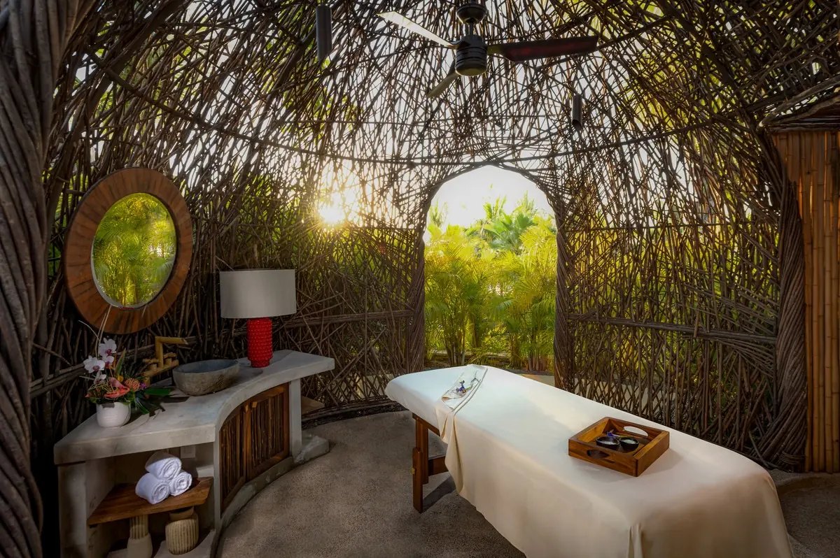 Wellness Exterior